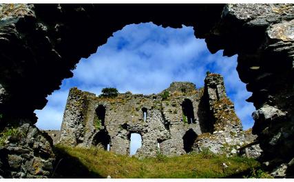 Castle Roche archway